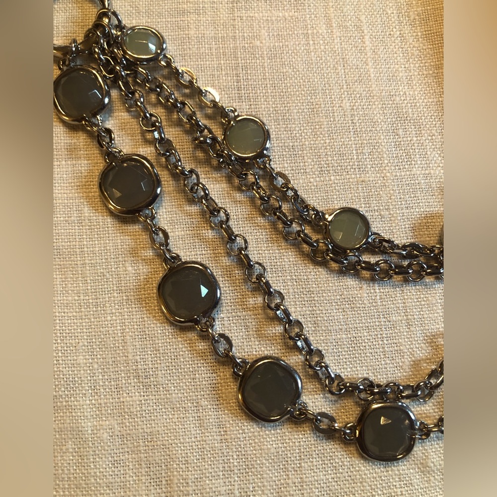 NWOT Multi-Strand Fashion Necklace Blue Green - Picture 2 of 5